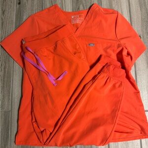 🔥 Figs Fireside Caterina One Pocket Top & Zamora Jogger Scrub Bottoms XXL